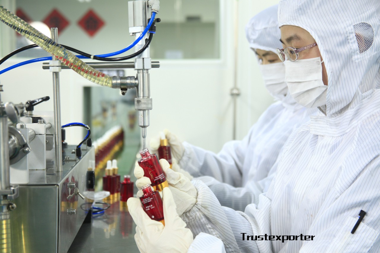 化妝品貼牌代加工與護膚品OEM 行業解析與選擇指南